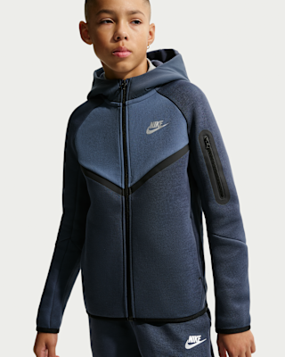 Nike Sportswear Tech Fleece Older Kids' Full-Zip Hoodie. Nike IL